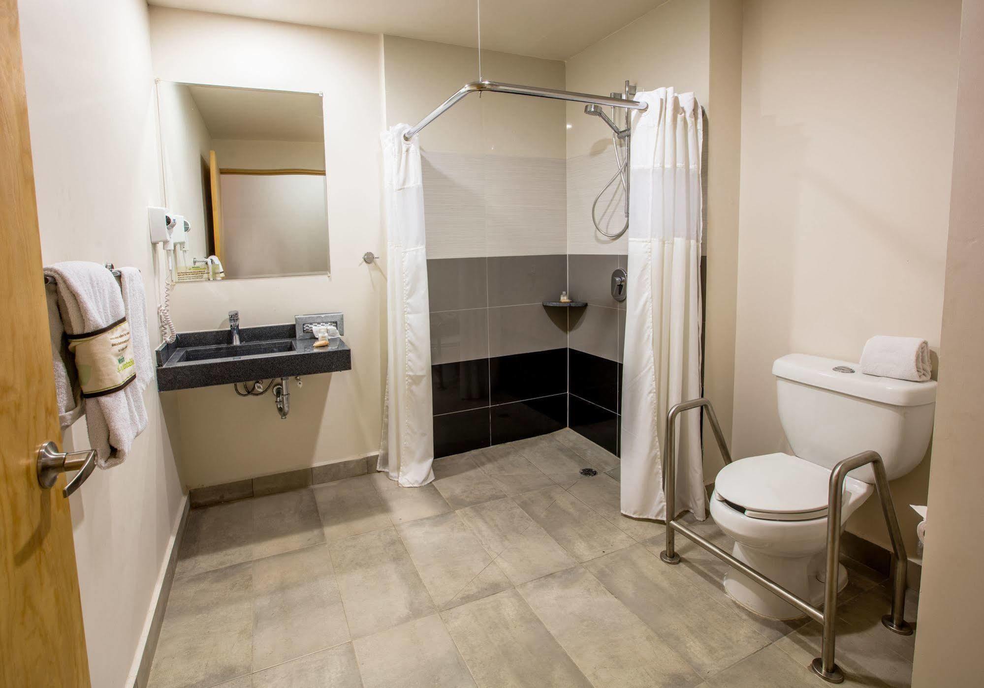 Mision Express Durango Hotell Eksteriør bilde